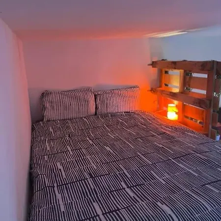 Cozy - Bed & Breakfast - Near Cathedral * Köln
